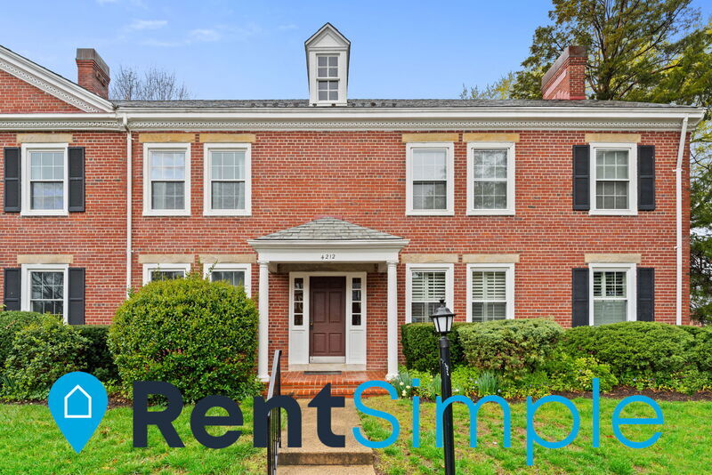 Arlington Condo: 4212 36th St S