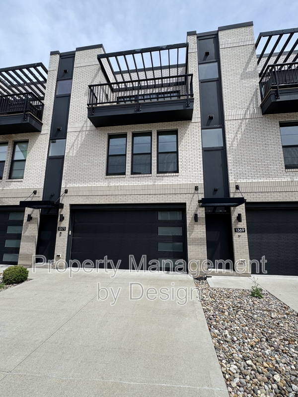Des Moines Condo: 1371 Keosauqua Way - 1