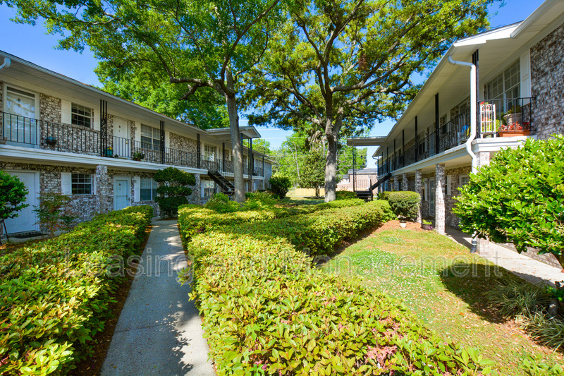 Charleston Condo: 516 Arlington Drive