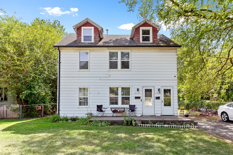 Warren Condo: 1940 Pearl Avenue