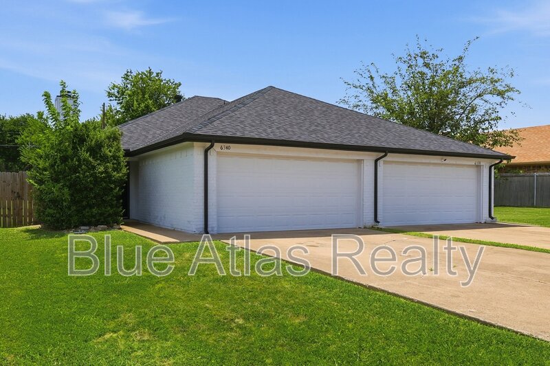 North Richland Hills House: 6340 Mark Court