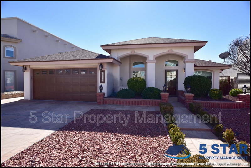 El Paso House: 12636 Crystal Ridge Street !!