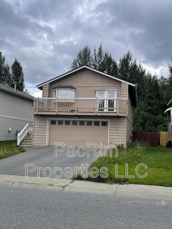 Anchorage House: 1960 Commodore Drive