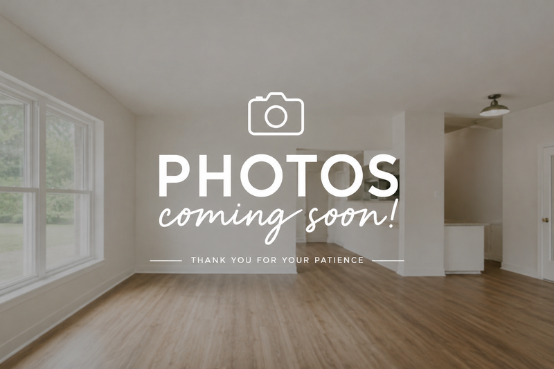 Muncie House: 216 North Pershing Drive