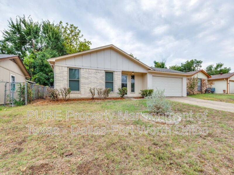 Irving House: 1224 Parkwood Place