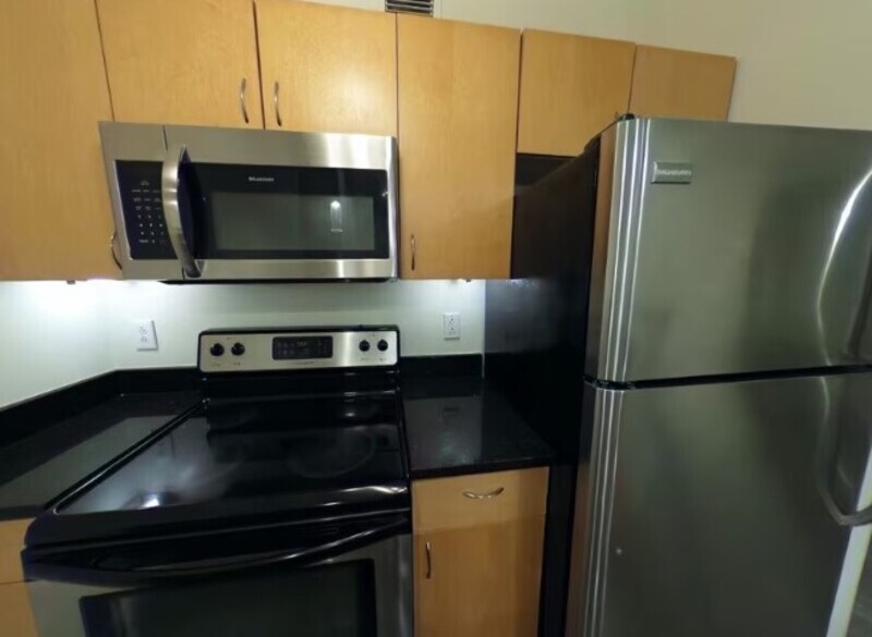 Richmond Condo: 1011 West Marshall Street