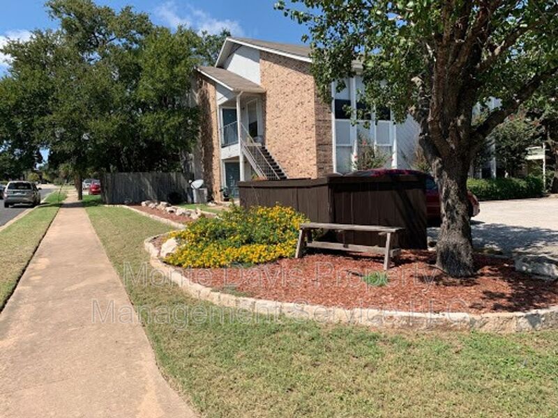 Austin Condo: 11800 Alpheus Avenue