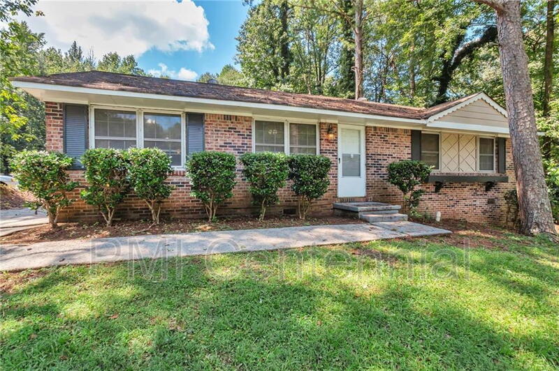 Forest Park House: 484 Evergreen Drive