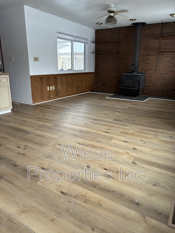 Springfield House: 1837 Camden Street