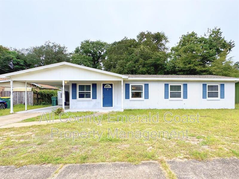 Fort Walton Beach House: 506 Trenton Street