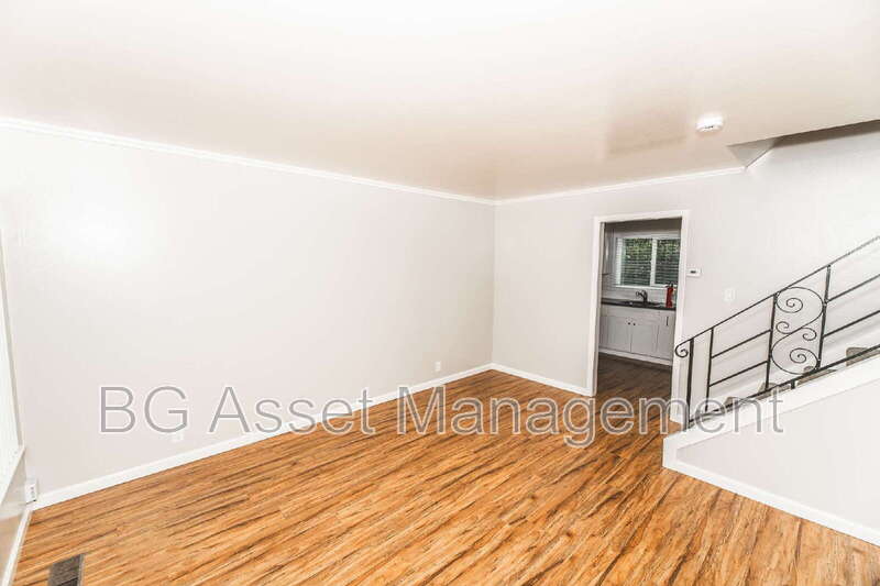 Richmond Condo: 2377 Downer Avenue