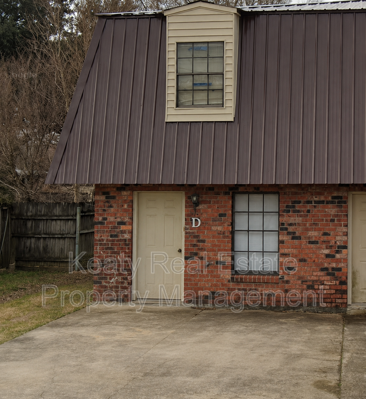 Lafayette House: 424 - D Failla Road