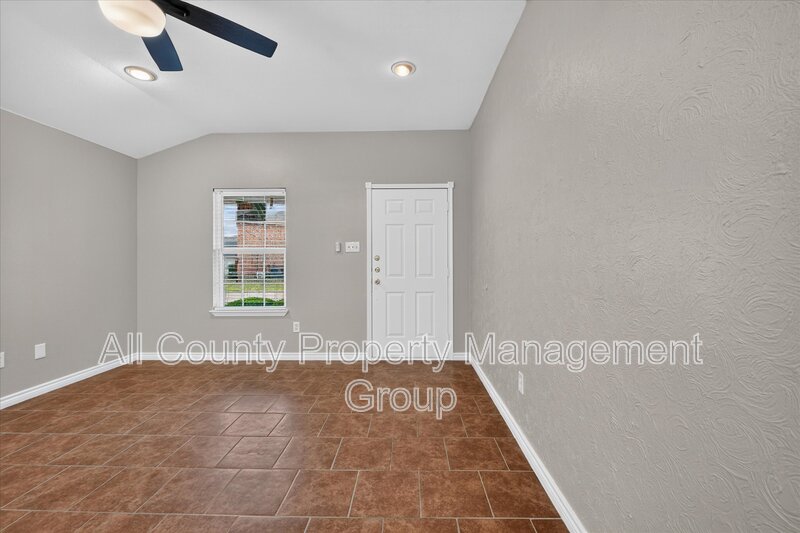 Main Rental Photo 7