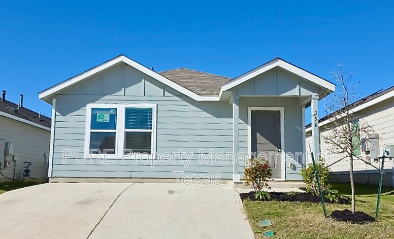 Kyle House: 256 Northern Pintail Drive