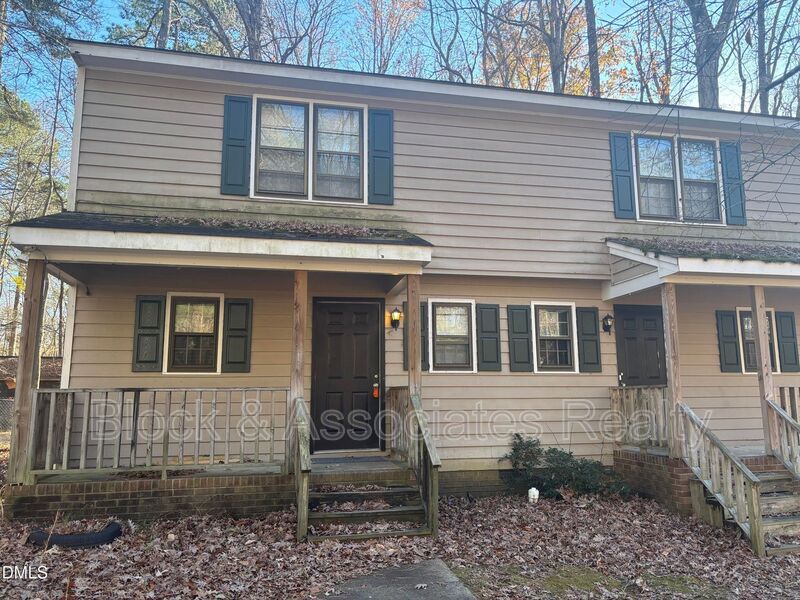 Cary House: 728 Branniff Drive