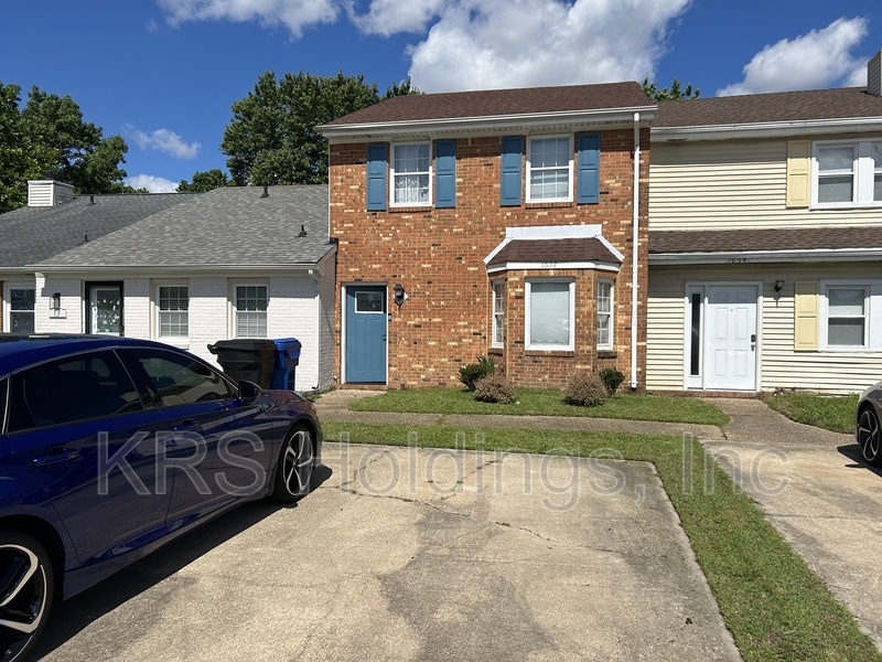 Virginia Beach House: 1652 Fairfax Dr