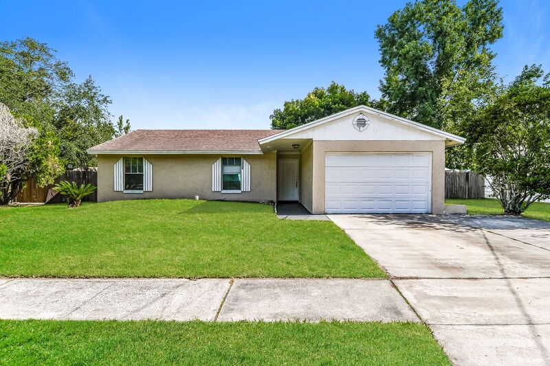 Jacksonville House: 7215 Sharbeth Dr S