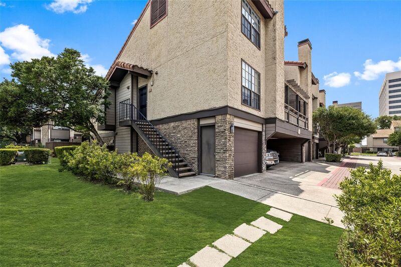 Dallas Condo: 4800 Northway Drive