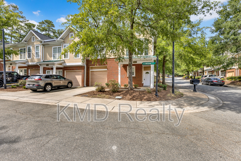 Charlotte Townhome: 15402 St Christopher Court