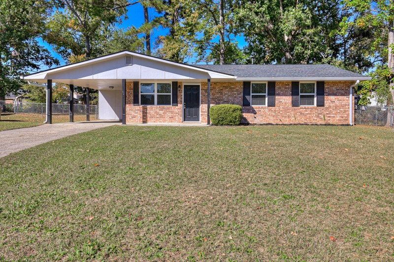 Augusta House: 3423 Cannongate Drive