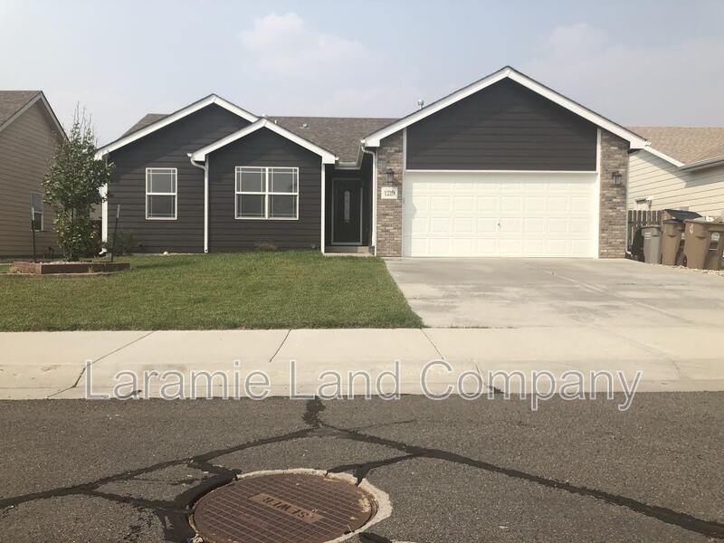 Laramie House: 1219 East Symons Street