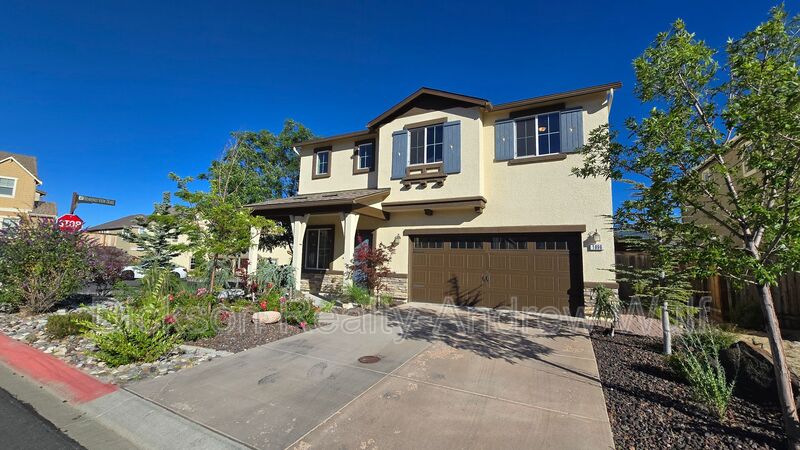 Reno House: 1898 Star Bright Way