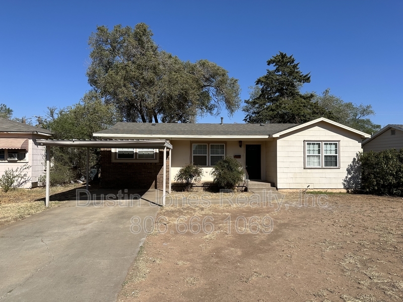 Lubbock House: 1516 37th St