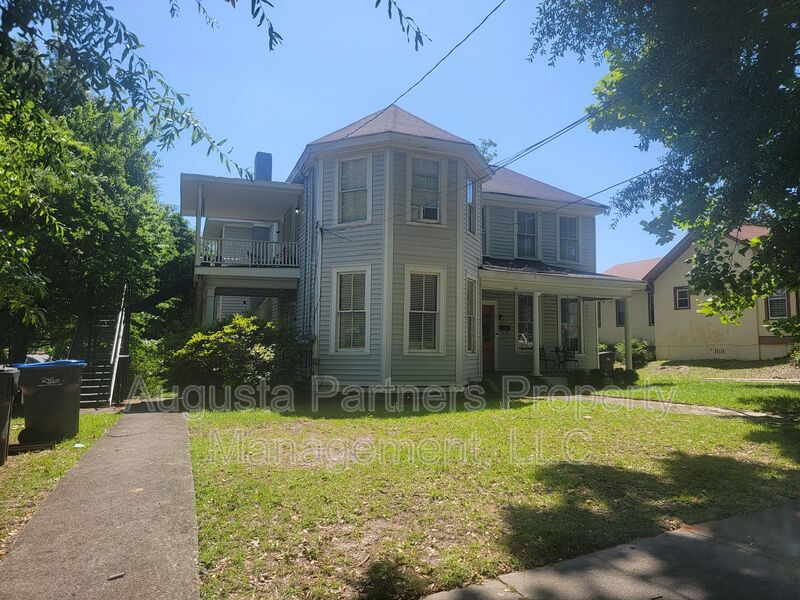 Augusta House: 1330 Wingfield St