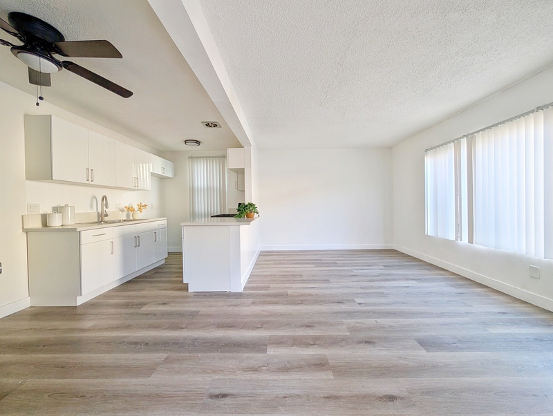 Anaheim Condo: 1818 W Sumac Ln