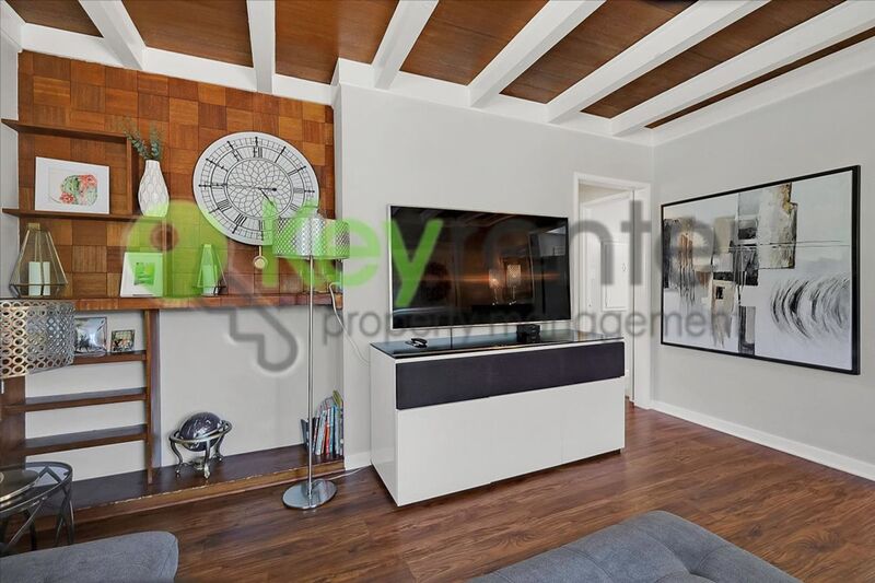 Sacramento House: 2169 Perkins Way