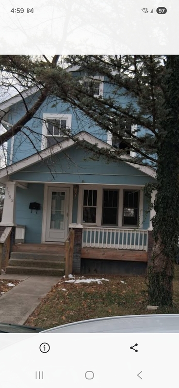 Columbus House: 1753 East Kenworth Road