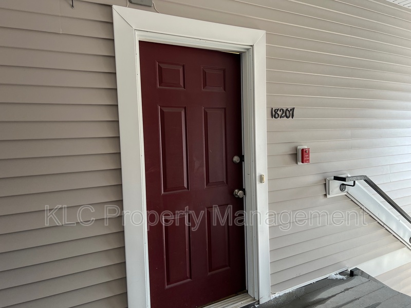 West Des Moines House: 8601 Westown Parkway #18207