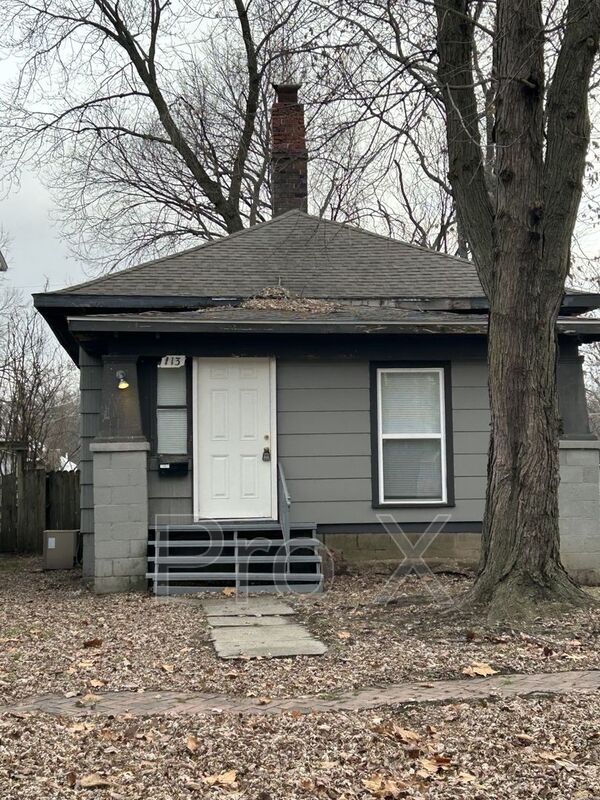 Pittsburg House: 113 W Forest