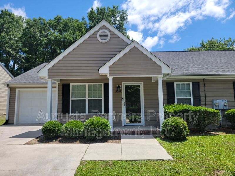 Grovetown House: 1209 Bison Way