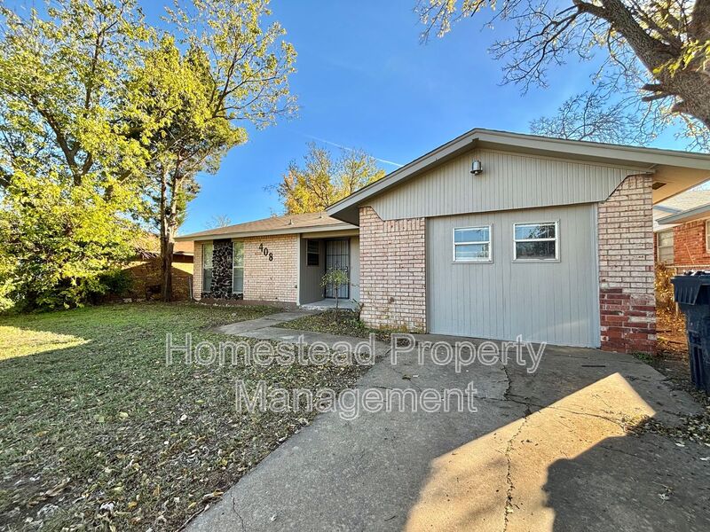 Oklahoma City House: 408 NW 88th Street