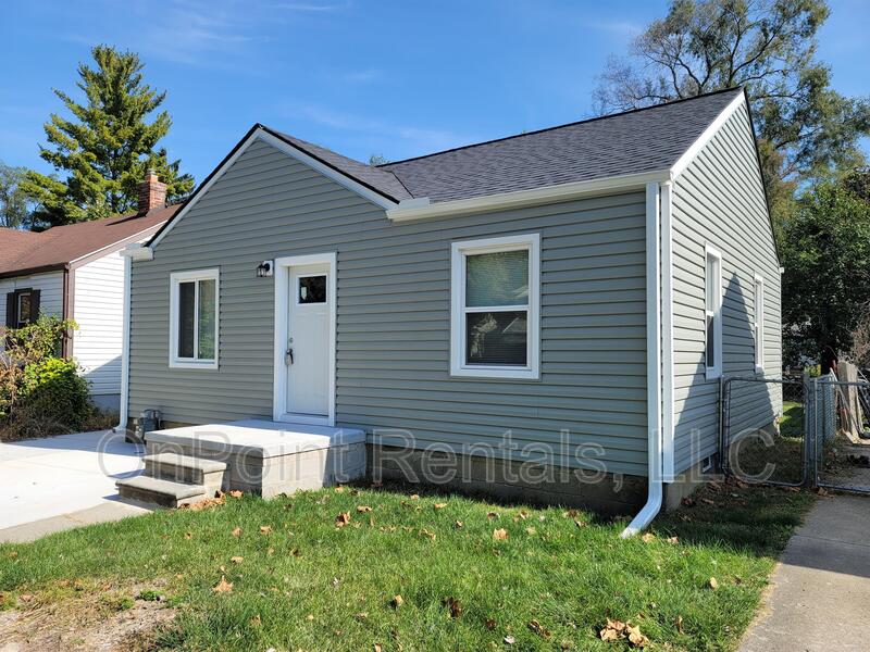 Redford Charter Township House: 19762 Seminole