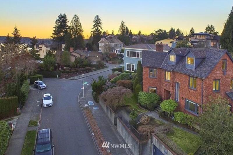 Seattle House: 4105 55th Ave NE