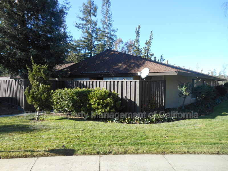 Request a Viewing for 5017 Pine Tree Terrace Tenant Turner