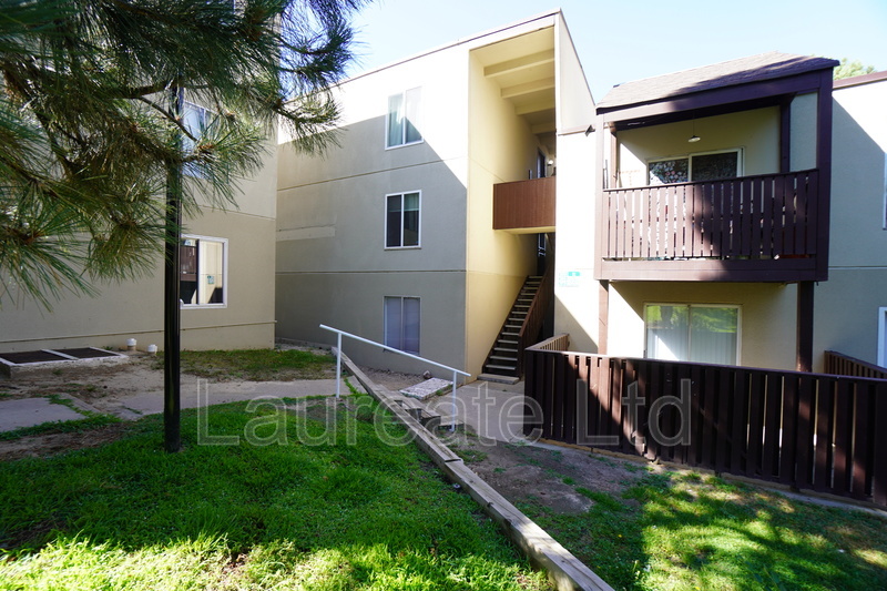 Denver Condo: 9995 E. Harvard Ave