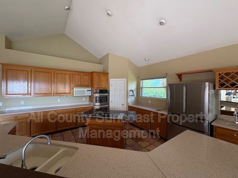 Main Rental Photo 13
