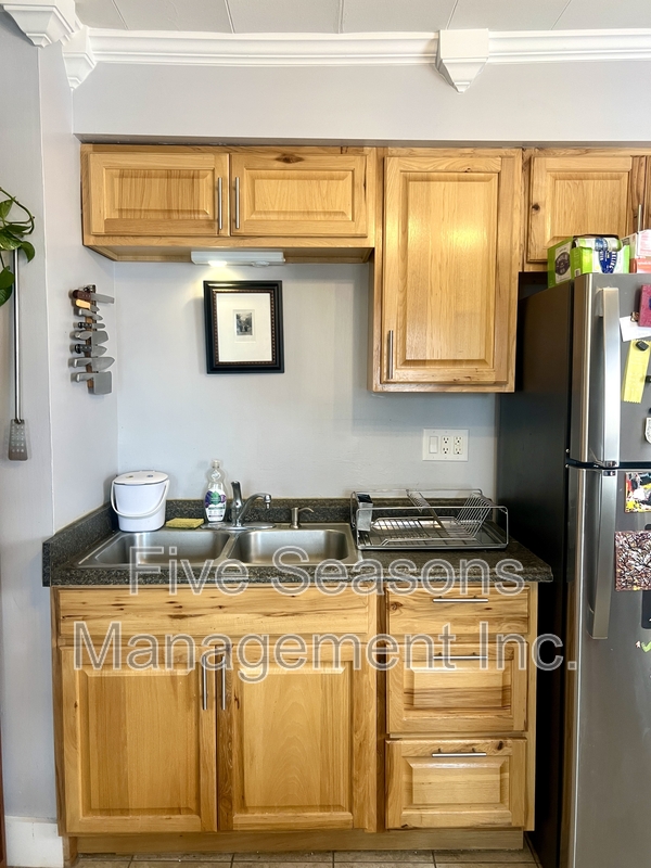 Burlington Condo: 65-67 Intervale Avenue - 4
