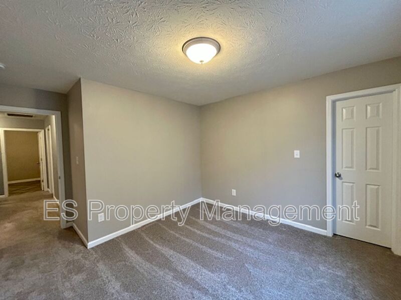 Stunning 4-Bedroom, 2.5 Bath Home for Rent in Autumn Woods - Photo 26