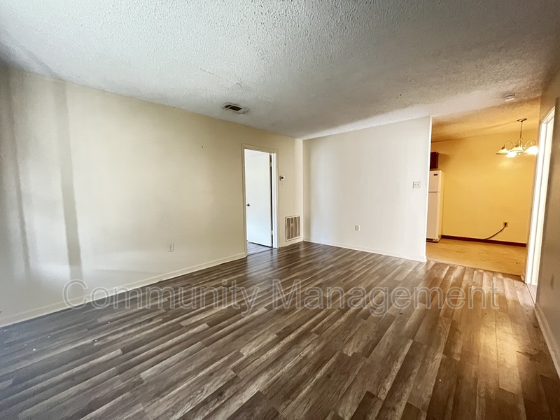 Baker Condo: 5137 Weston St