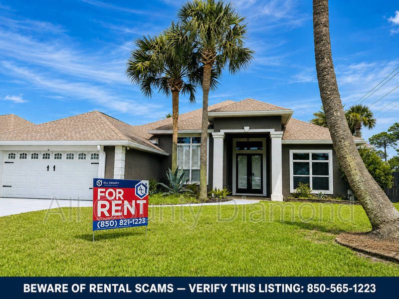 Panama City Beach House: 100 Palm Bay Blvd