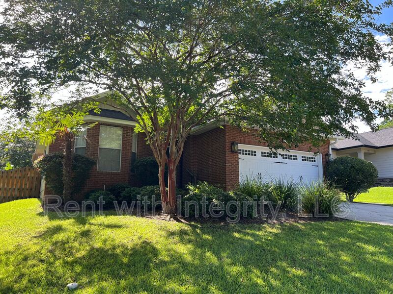 Tallahassee House: 2400 Tippecanoe Ridge
