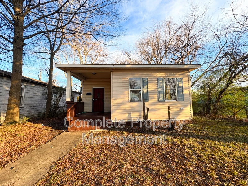 Bessemer House: 2123 Arlington Avenue