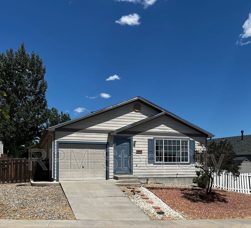 Pueblo House: 4908 Prospect Dr