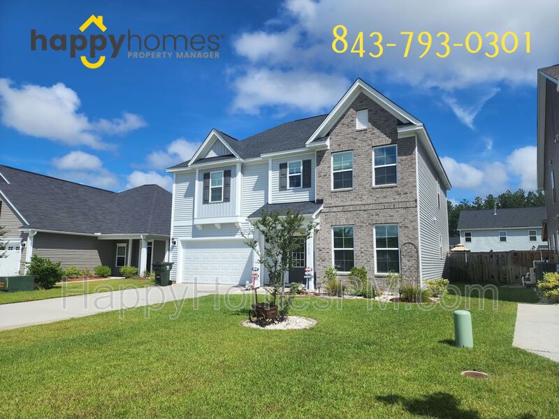Summerville House: 123 Rouen Lane