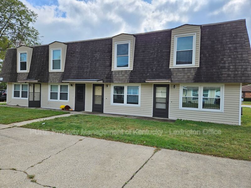Lexington Townhome: 2857 Snow Road