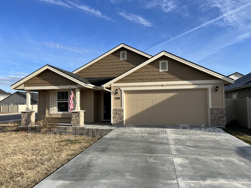 Nampa House: 3794 E Berwick Dr
